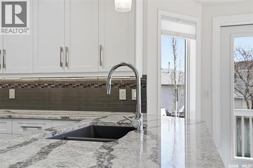 502 Lemay Crescent, Saskatoon, SK - Indoor Photo Showing Kitchen With Double Sink With Upgraded Kitchen