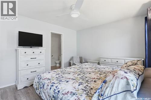 502 Lemay Crescent, Saskatoon, SK - Indoor Photo Showing Bedroom