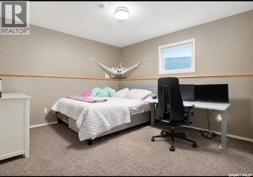 502 Lemay Crescent, Saskatoon, SK - Indoor Photo Showing Bedroom