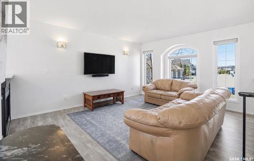 502 Lemay Crescent, Saskatoon, SK - Indoor Photo Showing Living Room