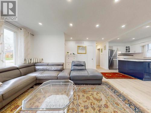 1156 Homewood Drive, Burlington, ON - Indoor Photo Showing Living Room