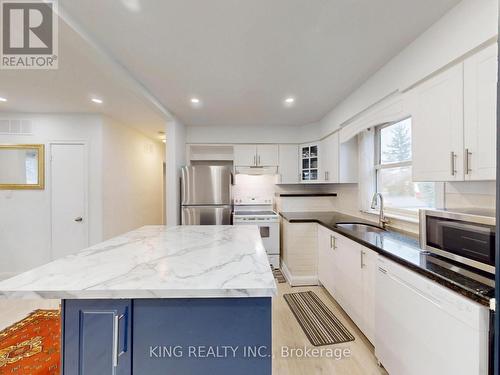 1156 Homewood Drive, Burlington, ON - Indoor Photo Showing Kitchen