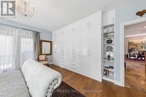 54 Vincent Circle, Tiny, ON - Indoor Photo Showing Bedroom