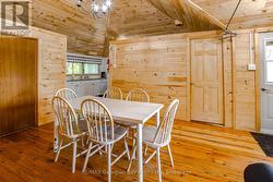 Dining Area - 