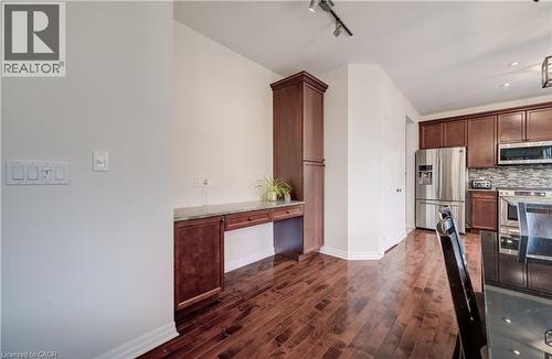 47 Dellgrove Circle, Cambridge, ON - Indoor Photo Showing Kitchen