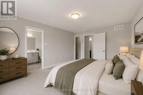 1940 Hawker Private, Ottawa, ON - Indoor Photo Showing Bedroom