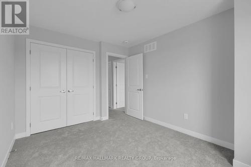 1940 Hawker Private, Ottawa, ON - Indoor Photo Showing Other Room