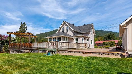 3609 Masuch Road, Creston, BC - Outdoor With Deck Patio Veranda