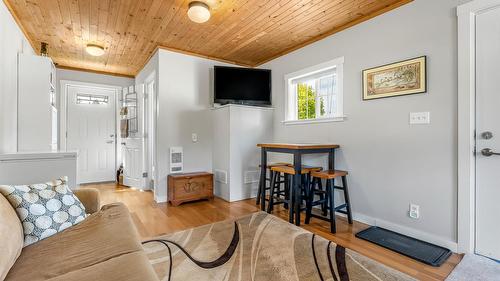 3609 Masuch Road, Creston, BC - Indoor