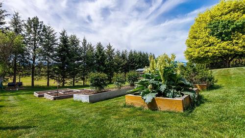 3609 Masuch Road, Creston, BC - Outdoor