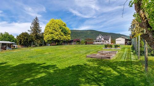 3609 Masuch Road, Creston, BC - Outdoor