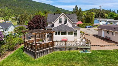 3609 Masuch Road, Creston, BC - Outdoor With Deck Patio Veranda