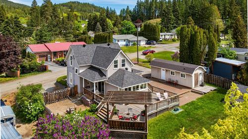 3609 Masuch Road, Creston, BC - Outdoor With Deck Patio Veranda