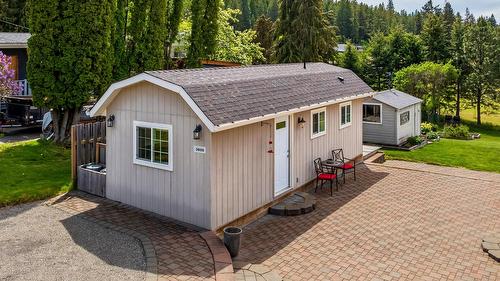 3609 Masuch Road, Creston, BC - Outdoor With Exterior