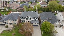27 ELODIA Court  Hamilton, ON L9C 7R2