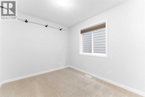 69 Legacy Manor Se, Calgary, AB 