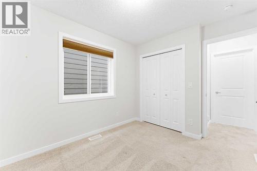 69 Legacy Manor Se, Calgary, AB 