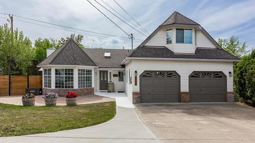 3418 Mariposa Court, Kelowna, BC - Outdoor With Facade