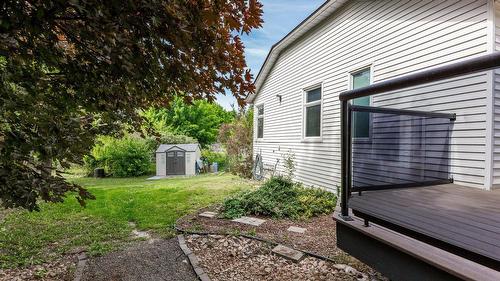 3418 Mariposa Court, Kelowna, BC - Outdoor