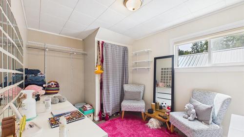 255 Burdett Street, Kimberley, BC - Indoor