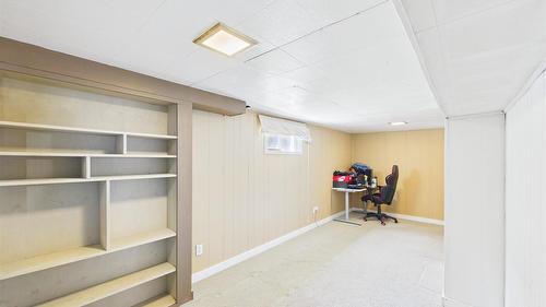 255 Burdett Street, Kimberley, BC - Indoor