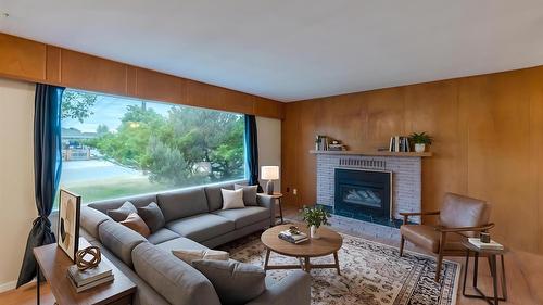 132 Secrest Place, Penticton, BC - Indoor Photo Showing Living Room With Fireplace