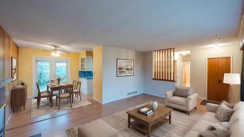 132 Secrest Place, Penticton, BC - Indoor Photo Showing Living Room
