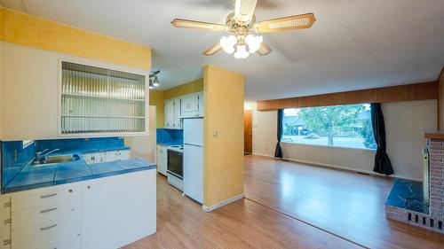 132 Secrest Place, Penticton, BC - Indoor With Fireplace