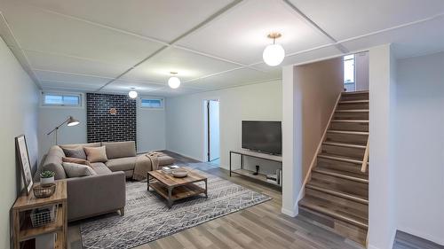 132 Secrest Place, Penticton, BC - Indoor