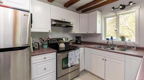 2904 Enderby Mabel Lake Road, Enderby, BC - Indoor Photo Showing Kitchen With Double Sink