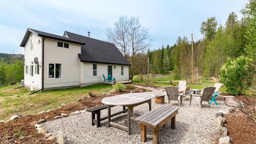 2904 Enderby Mabel Lake Road, Enderby, BC - Outdoor