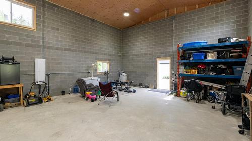 2904 Enderby Mabel Lake Road, Enderby, BC - Indoor