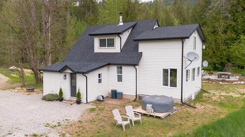 2904 Enderby Mabel Lake Road, Enderby, BC - Outdoor With Exterior