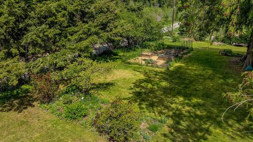 3988 Samuelson Road, Canyon, BC - Outdoor