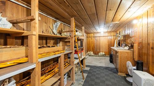 2125 Sunset Boulevard, Creston, BC - Indoor Photo Showing Basement