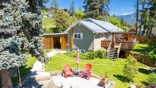 2125 Sunset Boulevard, Creston, BC - Outdoor With Deck Patio Veranda