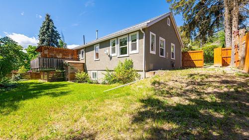 2125 Sunset Boulevard, Creston, BC - Outdoor