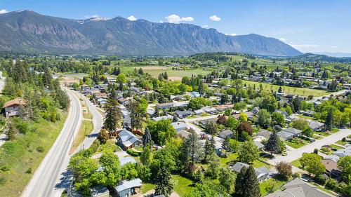 2125 Sunset Boulevard, Creston, BC - Outdoor With View