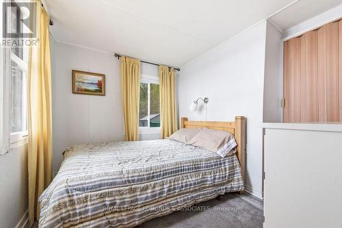 544 Rocky Point Lane, Deep River, ON - Indoor Photo Showing Bedroom