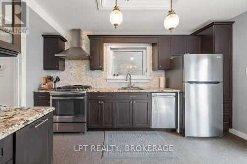 Kitchen - 570 Frontenac Street, Kingston (East Of Sir John A. Blvd), ON - Indoor Photo Showing Kitchen With Upgraded Kitchen
