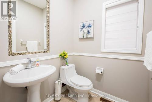 140 Dolce Crescent, Vaughan, ON - Indoor Photo Showing Bathroom