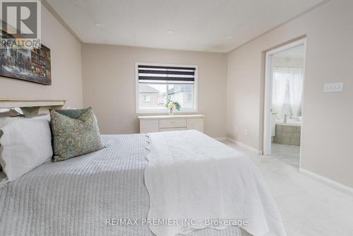 140 Dolce Crescent, Vaughan, ON - Indoor Photo Showing Bedroom