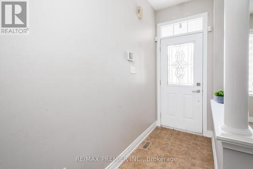 140 Dolce Crescent, Vaughan, ON - Indoor Photo Showing Other Room