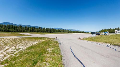 16-1993A Airport Road, Creston, BC 