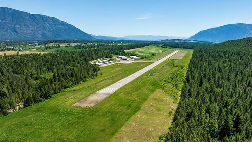 16-1993A Airport Road, Creston, BC 