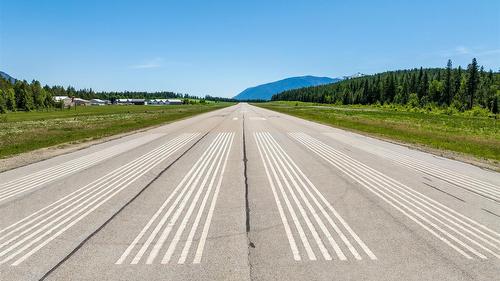 16-1993A Airport Road, Creston, BC 