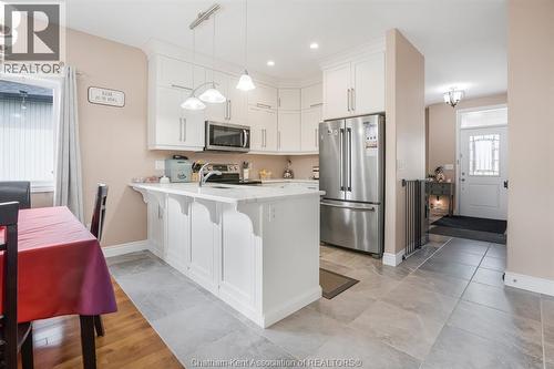 524 Eventide Place, Chatham, ON - Indoor Photo Showing Kitchen
