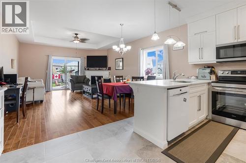 524 Eventide Place, Chatham, ON - Indoor Photo Showing Kitchen
