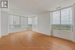 2424 - 25 KINGSBRIDGE GARDEN CIRCLE  Mississauga, ON L5R 4B1
