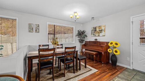 5821 Atkinson Crescent, Peachland, BC - Indoor Photo Showing Dining Room